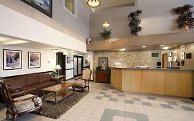 Super 8 By Wyndham Dawson Creek